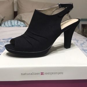 Naturalizer Dooley Black Size 9